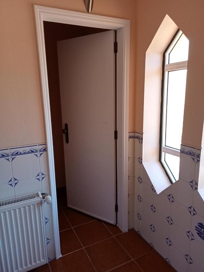 Alojamento Local - Casa Amarela Alvaiazere Екстер'єр фото